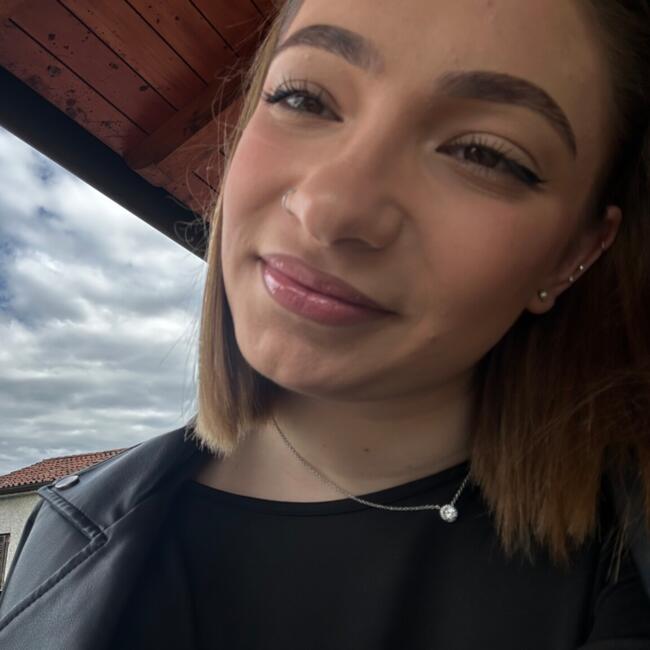 Babysitter in Trieste: Veronica