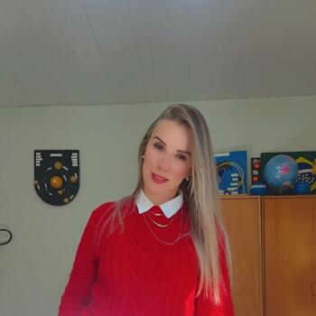 Babysitter in Jaraguá do Sul: VIVIANI