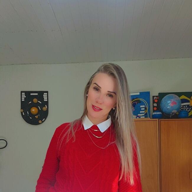 Babysitter in Jaraguá do Sul: VIVIANI