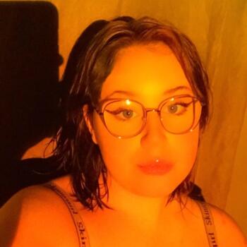 Babysitter in Edmonton: Shelby