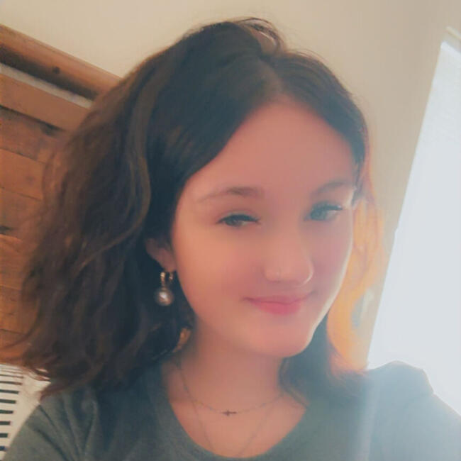 Babysitter in Burleson: Natalyn