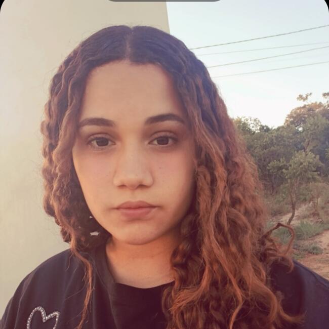 Babysitter in Senador Canedo: Layla