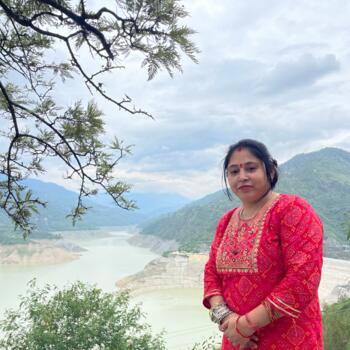 Babysitter New Delhi: Kavita