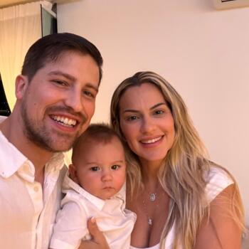 Babysitting job in Guarapari: babysitting job Aline