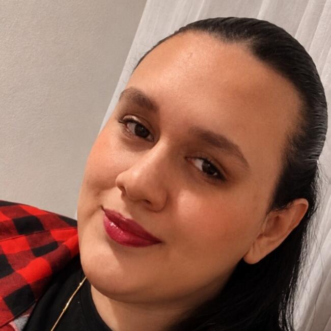 Babá em Goiânia: Maria