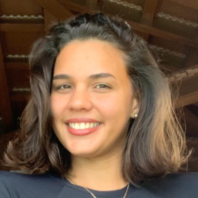 Babysitter in Montevideo: Jennifer