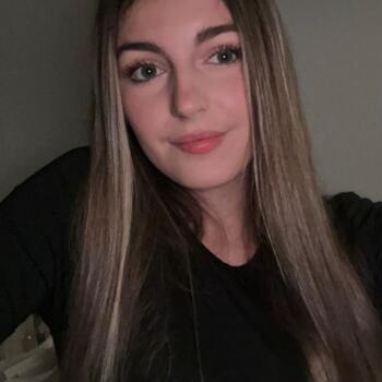 Babysitter in Issenheim: Selena