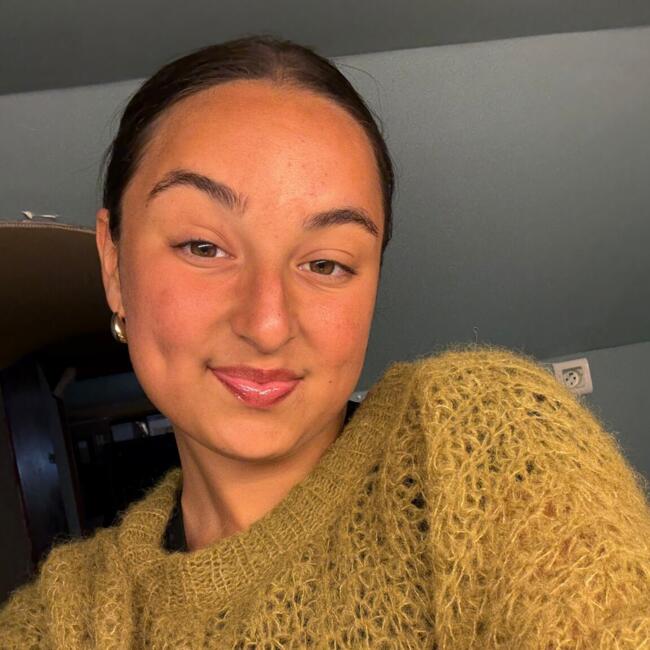 Babysitter in Palaiseau: Oceane