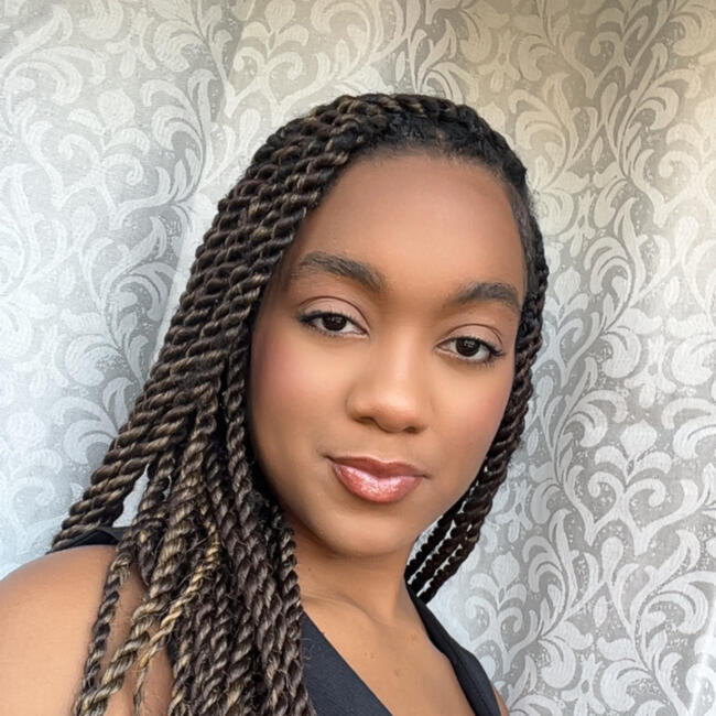 Babysitter in Amadora: Linaya