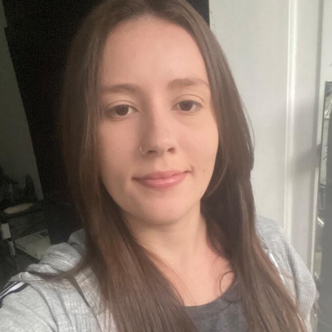 Babá em Palhoça: Bruna