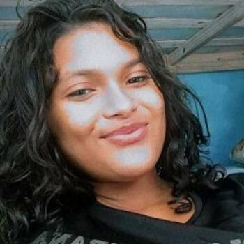 Babysitter in Campinas: Anny