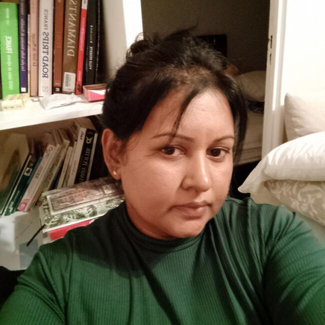 Babysitter in Ivry-sur-Seine: Nirosha Lakmali