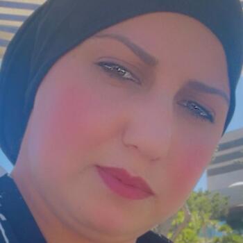 Babysitter in Fleury-Mérogis: Fatima