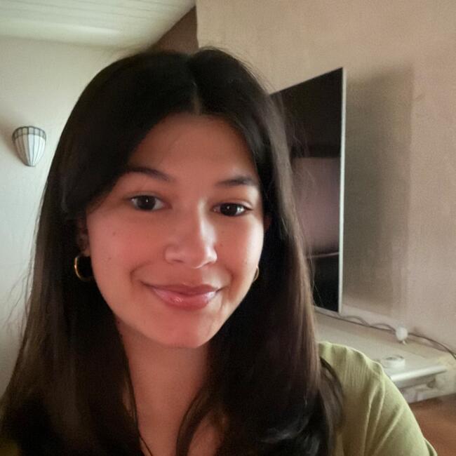 Babysitter in Sacramento: Elise