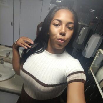 Babysitter Caracas: Margelis