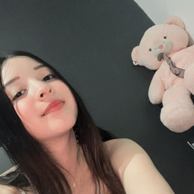 Babysitting job in Hacienda Sotavento: Astrid