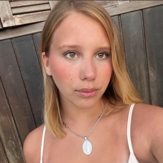 Babysitter in Montevideo: Florencia Delfino