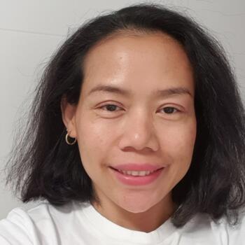 Babysitter in Hautcharage: Maria