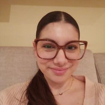 Babysitter in Bonnieux: Coline