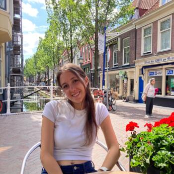 Babysitter in Perugia: Anna