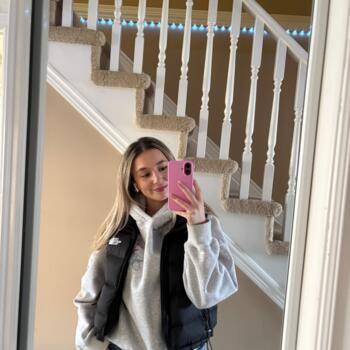Babysitter in Brampton: Kayla