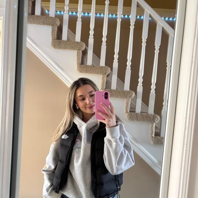 Babysitter in Brampton: Kayla