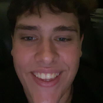 Baby-sitter in Cairns: Dustin