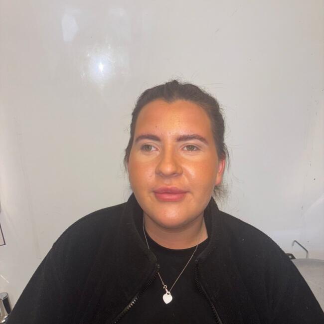 Babysitter in Kirkcaldy: Chloe