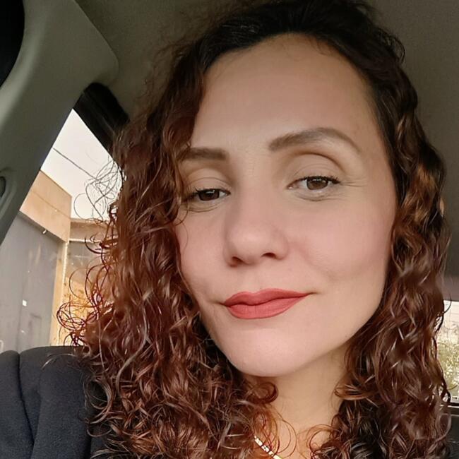 Emprego de babá em Bauru: Priscilla