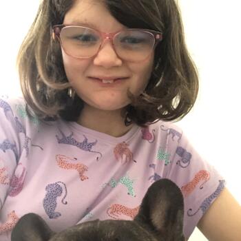 Babysitter in Sydney: Scarlett