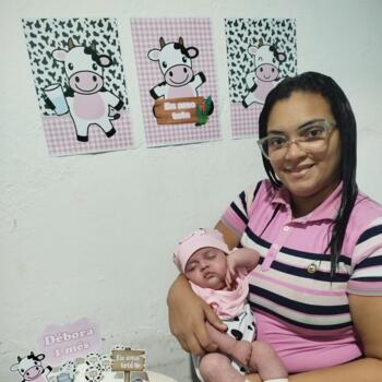 Babysitter Recife: Carla