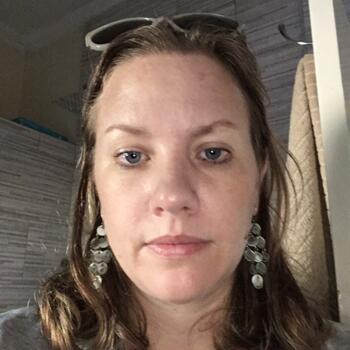 Babysitter in Adamstown: Janine
