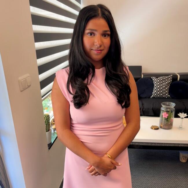 Babysitter in Breda: Abarna