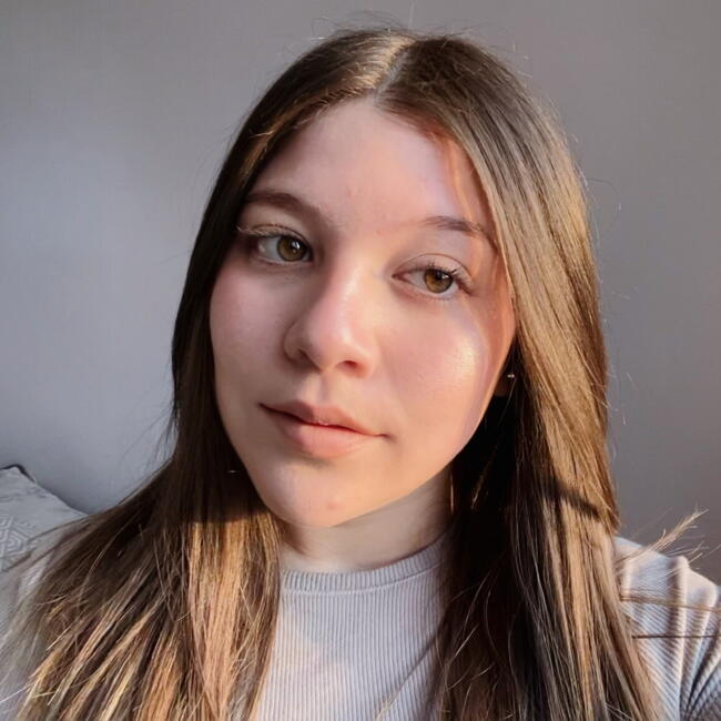 Babysitter in La Granja: Javiera