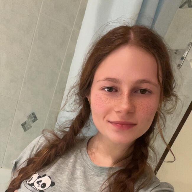 Baby-sitter in Grenoble: Clementine