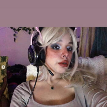 Babysitter in Alexandria: Maryam