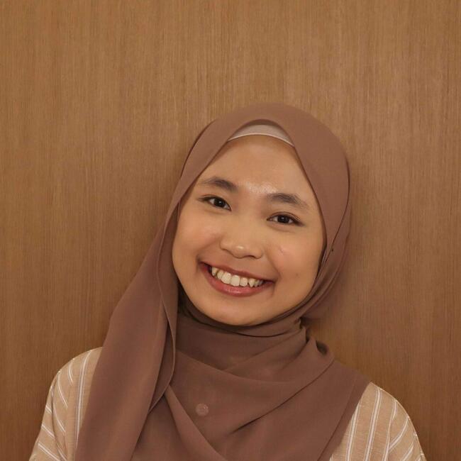 Pengasuh di Singapore Island: Insyirah