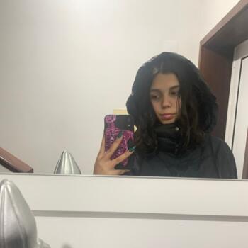 Babysitter em Argoncilhe: Inês