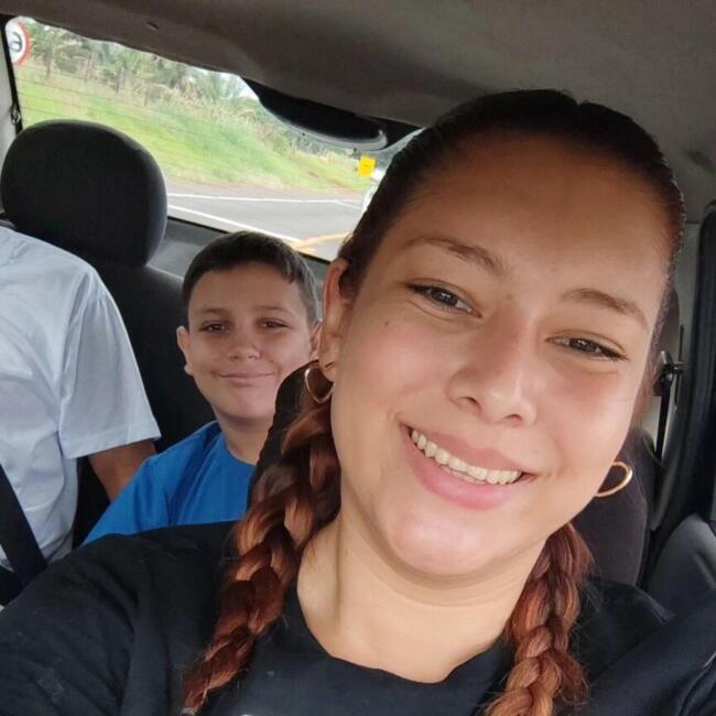 Babysitter in Pinhais: Yasmim