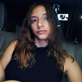 Babá em Várzea Grande: Luiza