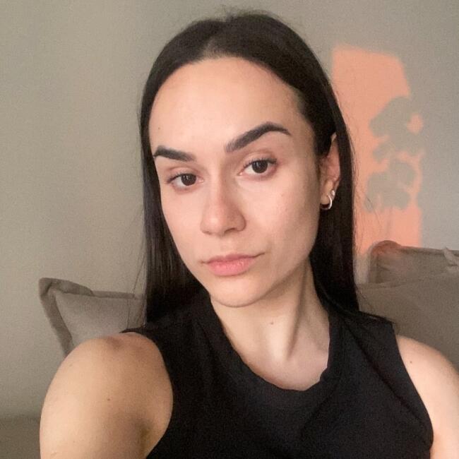 Emprego de babá em Tramandaí: Jamile