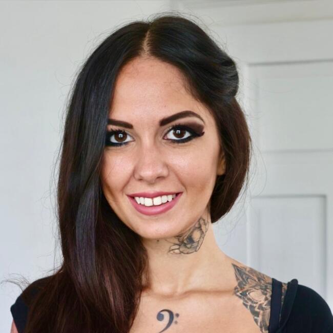 Babysitter in Zürich: Dalila