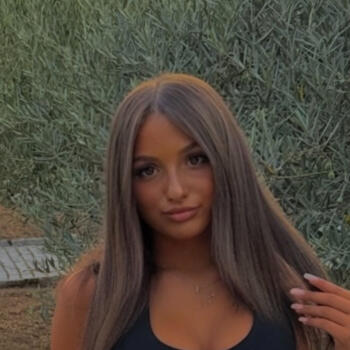 Babysitter in Rueil-Malmaison: Carla