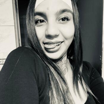 Babysitter in San Esteban: Valentina