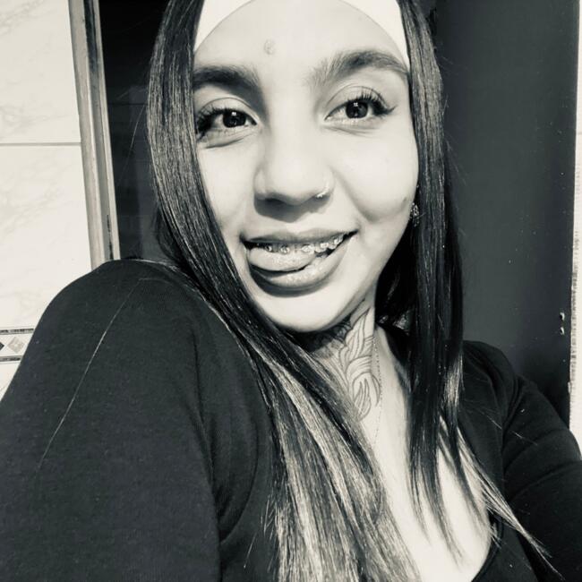 Babysitter in San Esteban: Valentina