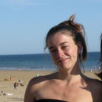 Babysitter in Saint-Martin-d'Hères: Emma