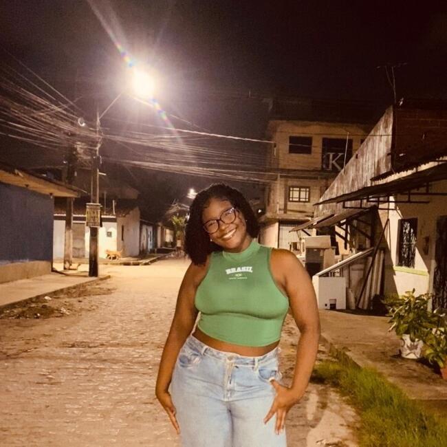 Babá em Maceió: Any