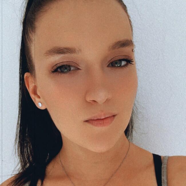 Babysitter in Zagreb: Jelena