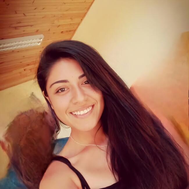 Babysitter in San Antonio: María fernanda Bravo