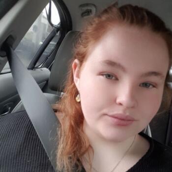 Babysitter in Goulburn: Angel